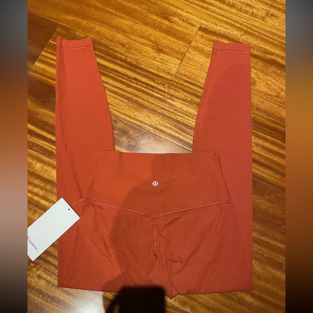 Lululemon ribbed align 28” 6